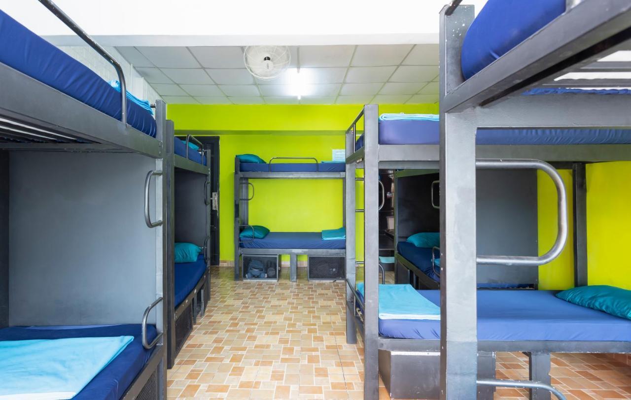 Hangout Hostel Hcm (Adults Only) Ho Si Minh-város Kültér fotó